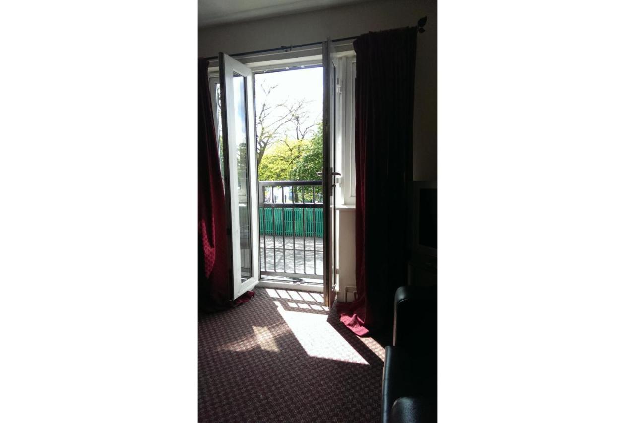 Oyo Arinza Apartments, Liverpool Zewnętrze zdjęcie