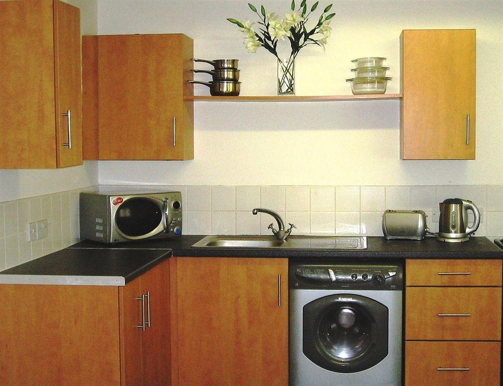 Oyo Arinza Apartments, Liverpool Pokój zdjęcie